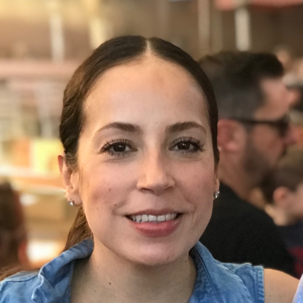 Meet your Posher, Layla